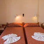 尼里亚斯酒店 3* 加藤-达拉特索