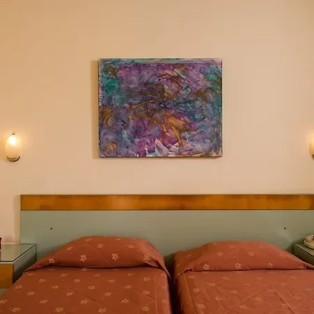 Nireas 3* Chania (Crete)