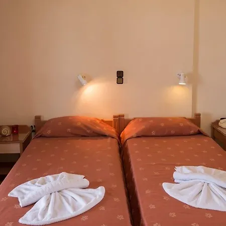 Nireas 3* Chania (Crete)