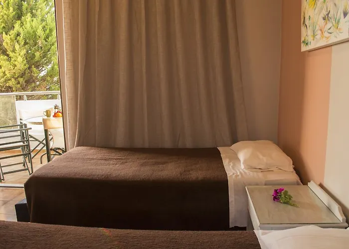 Nireas 3* Kato Daratso