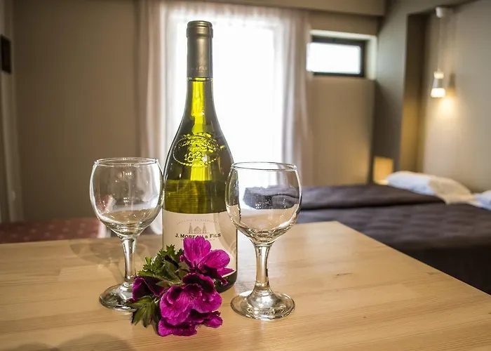 Nireas 3* Kato Daratso