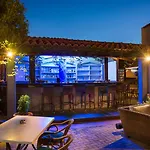 Nireas Apartahotel