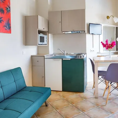 Nireas 3* Kato Daratso