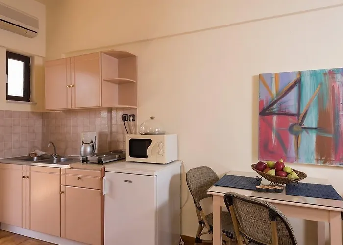 Nireas Apartmanhotel 3*