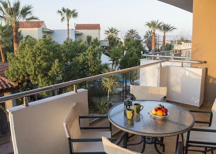 Nireas Apartmanhotel Káto Daráco